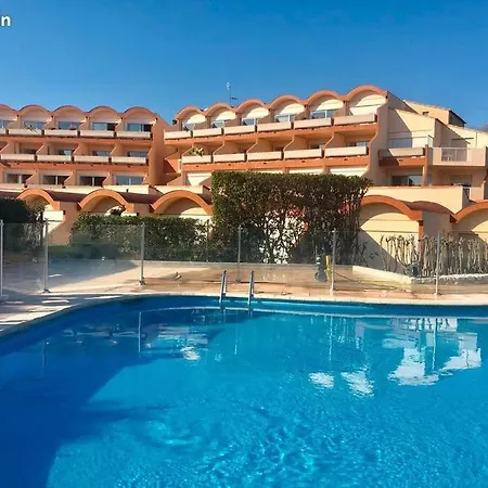 Апартаменти Le Velusine 54 : 4 Prs, 400m Plages - Piscines *